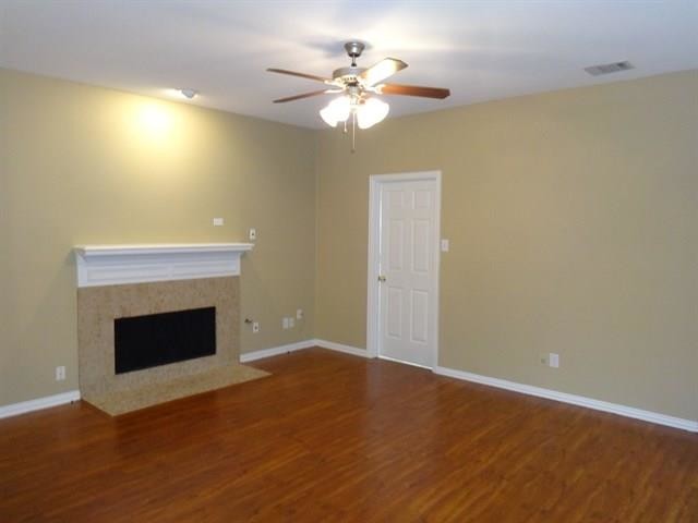 Building Photo - 18852 Park Grove Ln