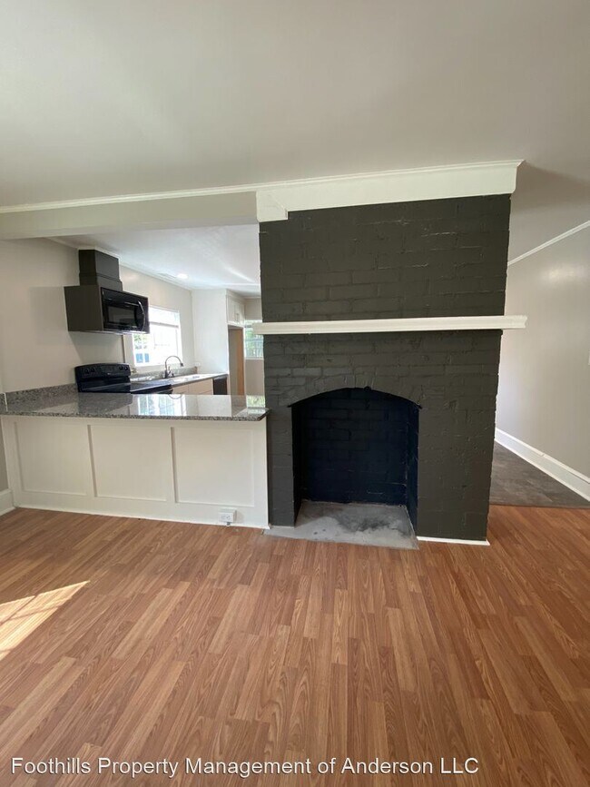 Foto del edificio - 2 br, 1 bath House - 122 Ashley Ave