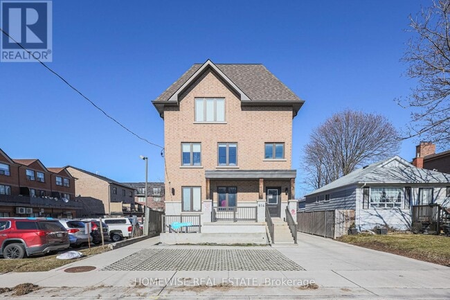 Building Photo - 814-814 Glencairn Ave