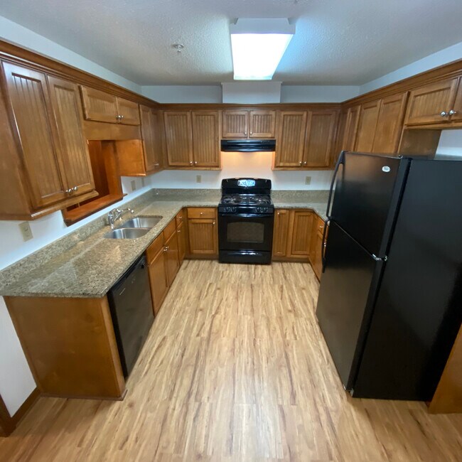 Additional View Updated Kitchen - 1228 Shannon Way SW