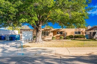 Building Photo - 1321 Delamar Ave NW