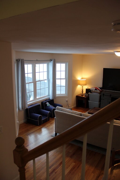 Living Room - 121 Robin Hill Rd