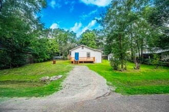 Building Photo - 11579 Persimmon St