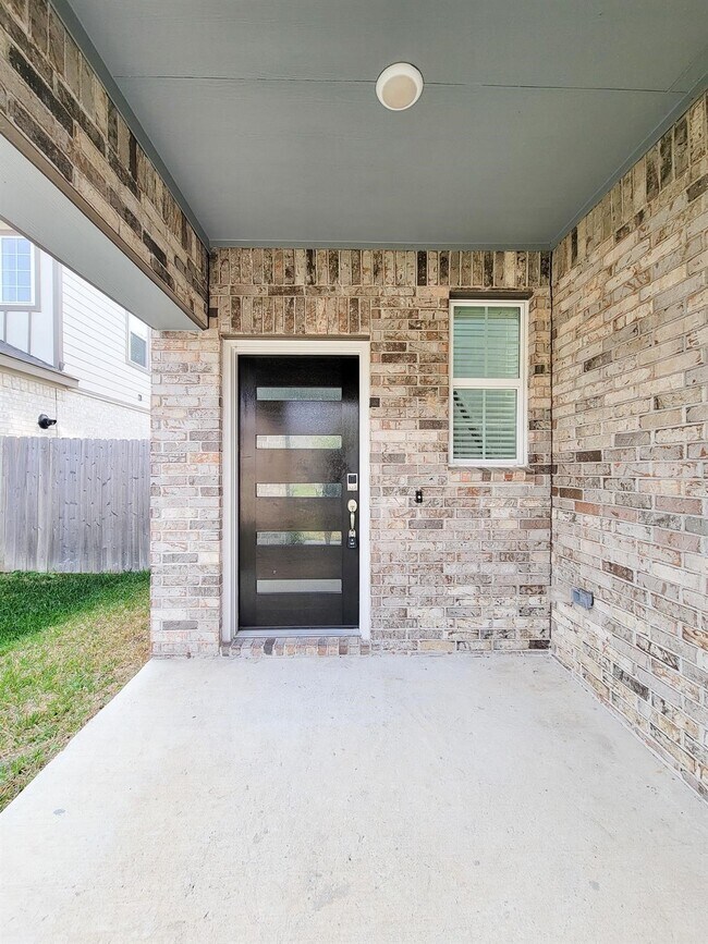 Building Photo - 94 Valiant Ridge Trail