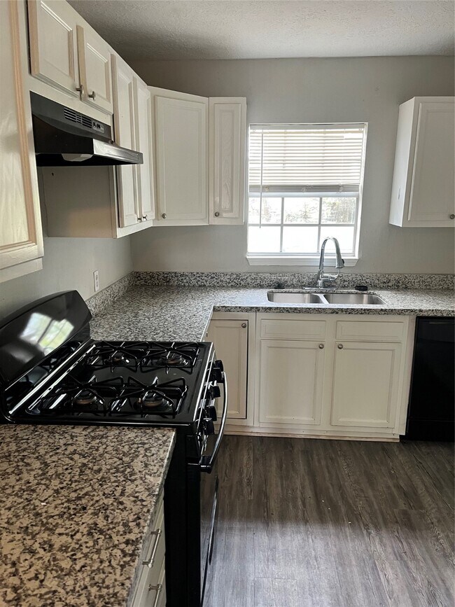 Foto del edificio - 10533 Barnham St