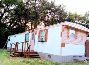 Building Photo - 4611 Dumas Dr
