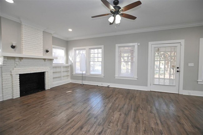 Building Photo - 606 Avondale St