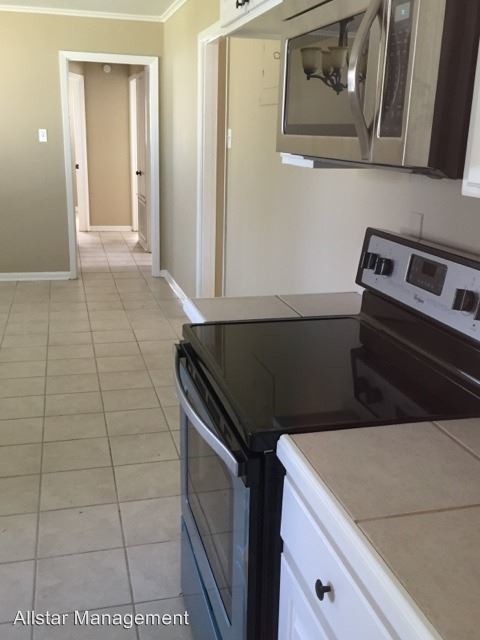 Foto del edificio - 3 br, 1 bath House - 148 West Lisa Street
