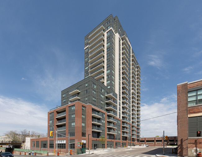 Building Photo - 1400 Dupont St
