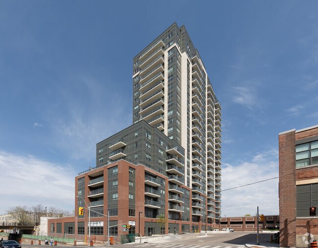 Photo du bâtiment - 1400 Dupont St