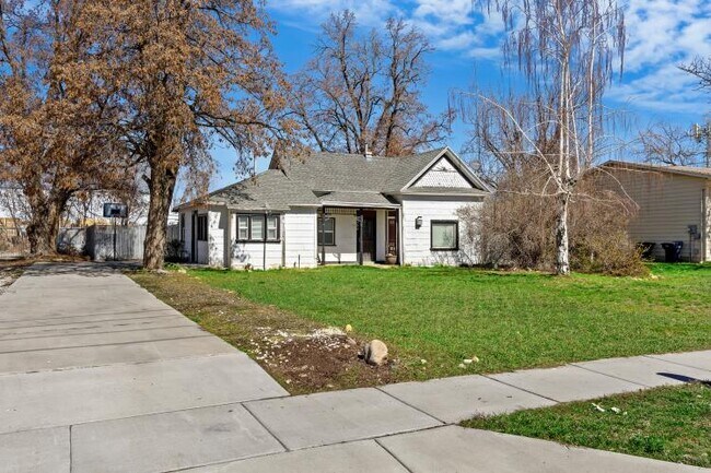 Foto del edificio - 1102 W 700 S