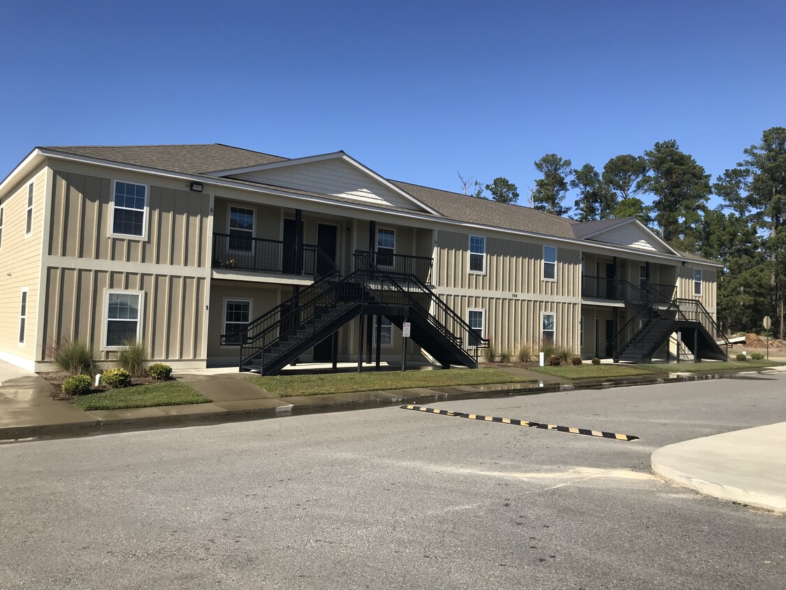 Robles en Carpenter - Tifton Apartments