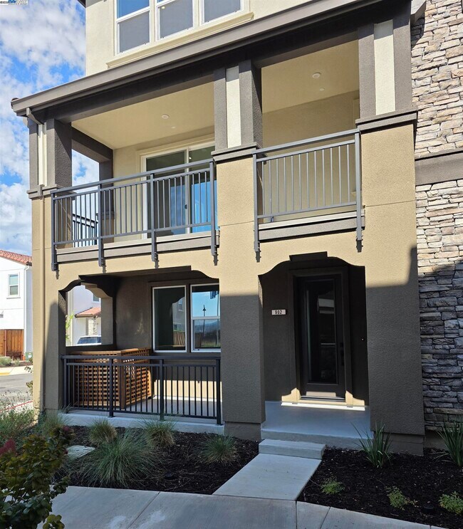 Foto del edificio - 902 Loyola Ln