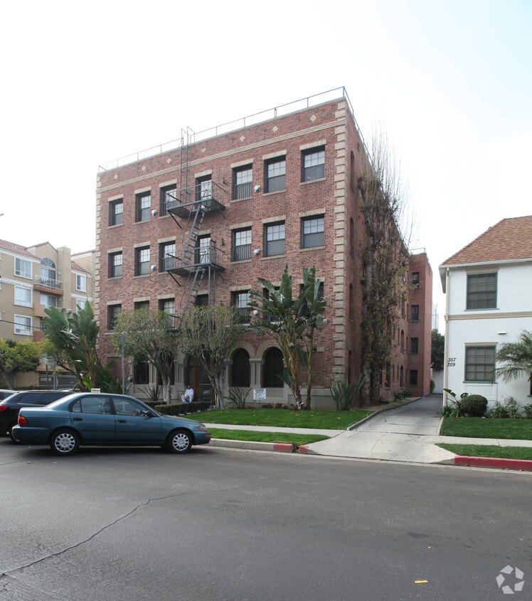 Building Photo - 361 S Detroit St
