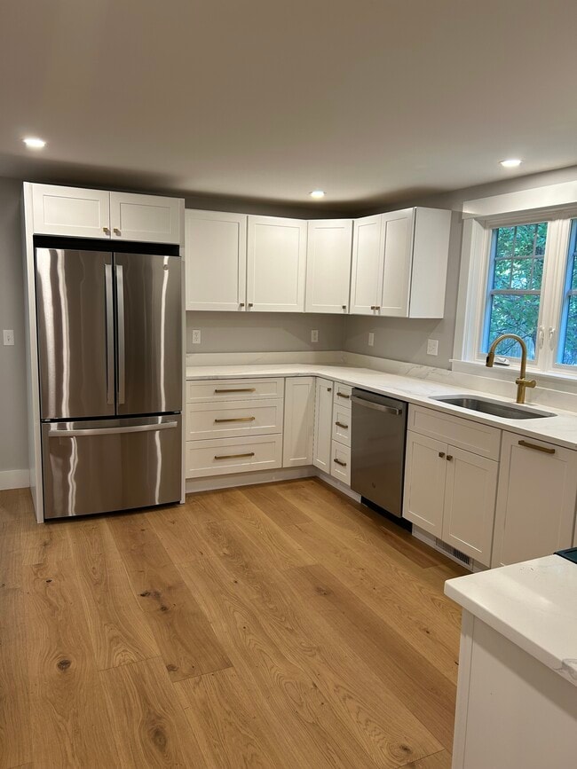 Foto del edificio - 189 Colonial Dr