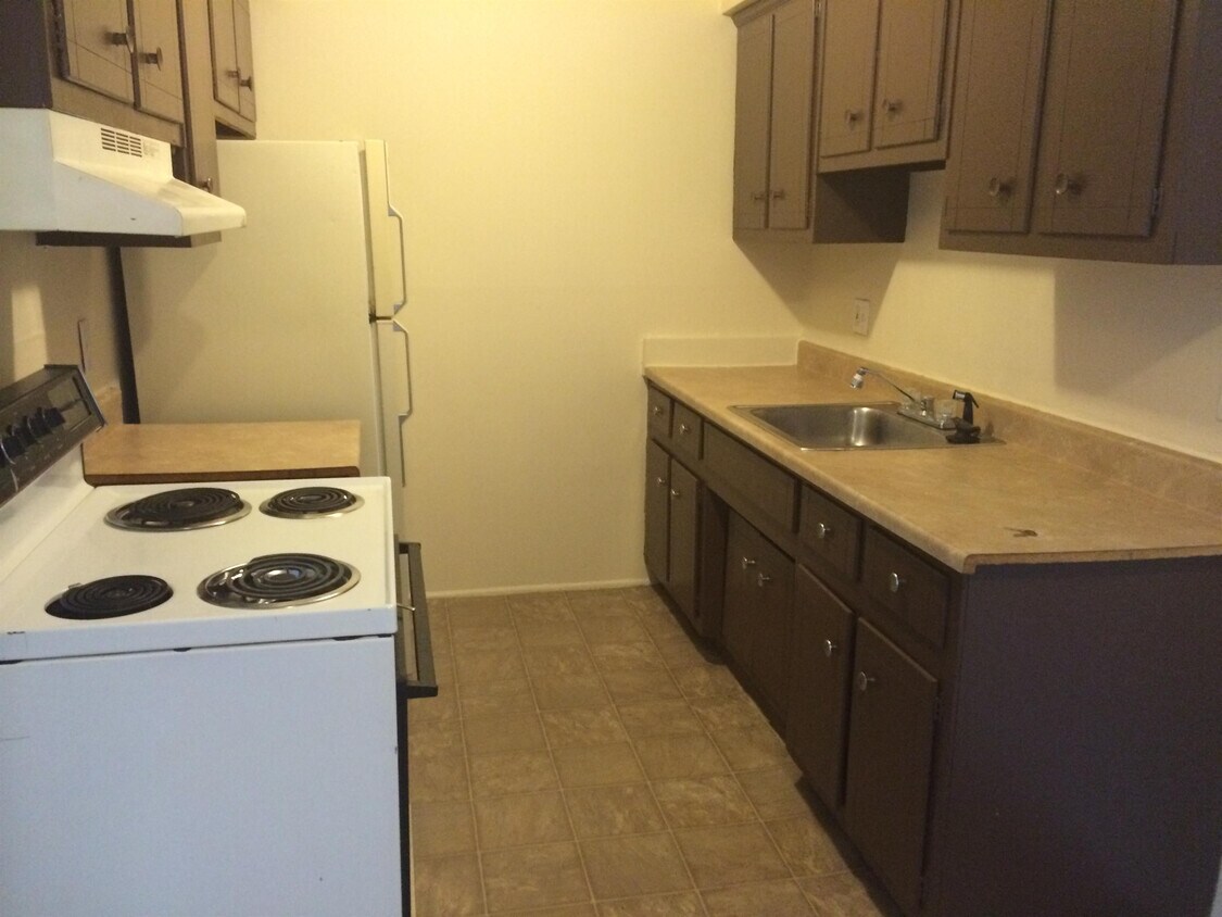 Foto principal - 21455 W 7 Mile Rd
