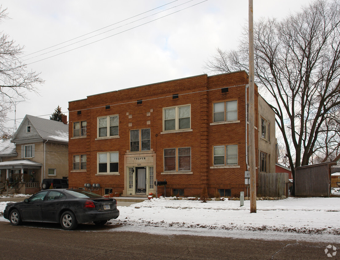 Building Photo - Thayer Apartments