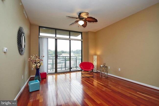 Foto del edificio - 2720 S Arlington Mill Dr