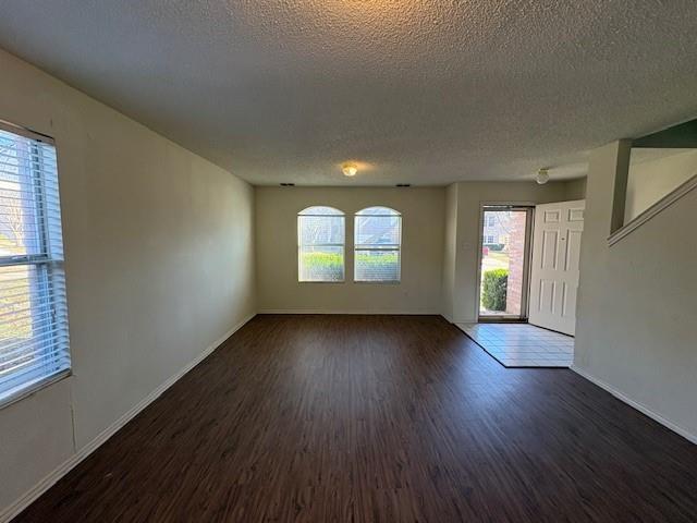 Building Photo - 2923 Barberini Dr