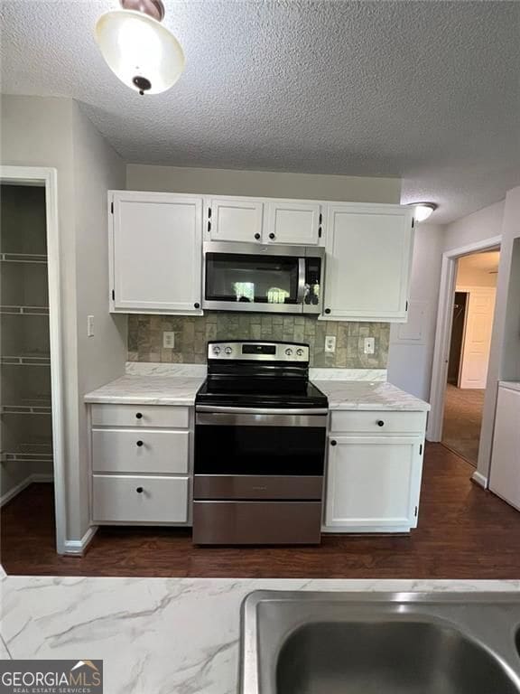 Building Photo - 1213 Waterville Ct