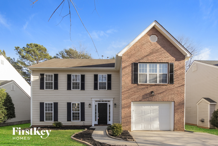 Primary Photo - 2800 Black Walnut Ln