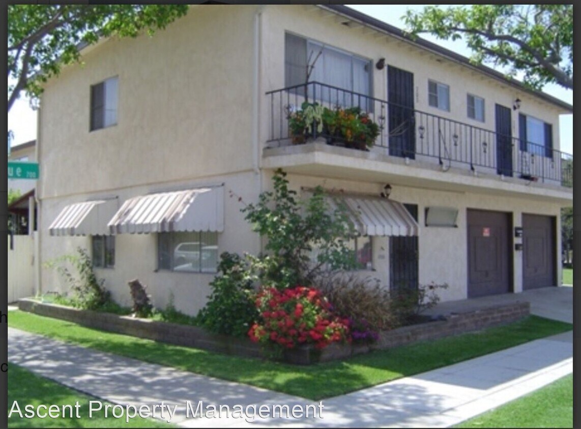 Primary Photo - 900-705 7th St