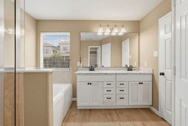 Foto del edificio - 2918 Mustang Meadow Ln