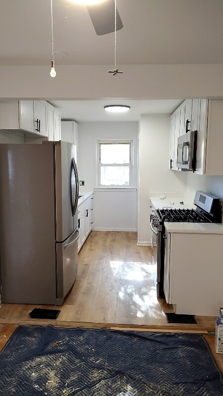 Foto del edificio - 10035 S Yates Blvd