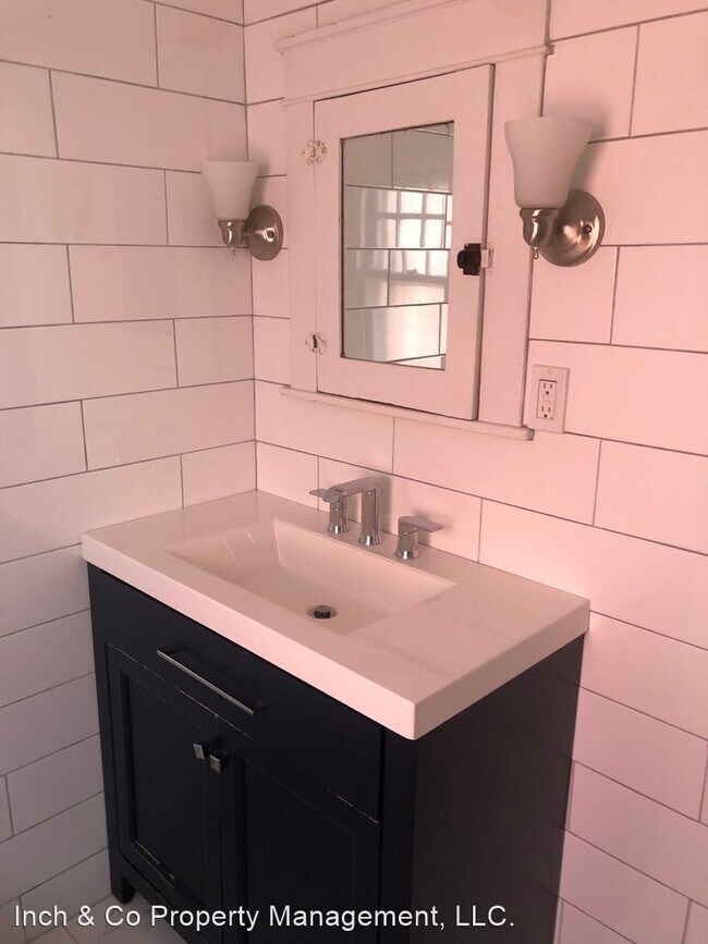 Foto del edificio - 3 br, 1 bath House - 947 N Duke St