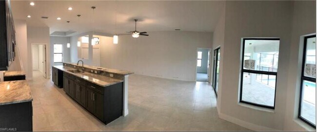 Foto del edificio - 815 SW 11th Ct