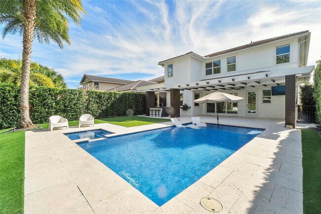 Foto del edificio - 12015 NW 83rd Pl