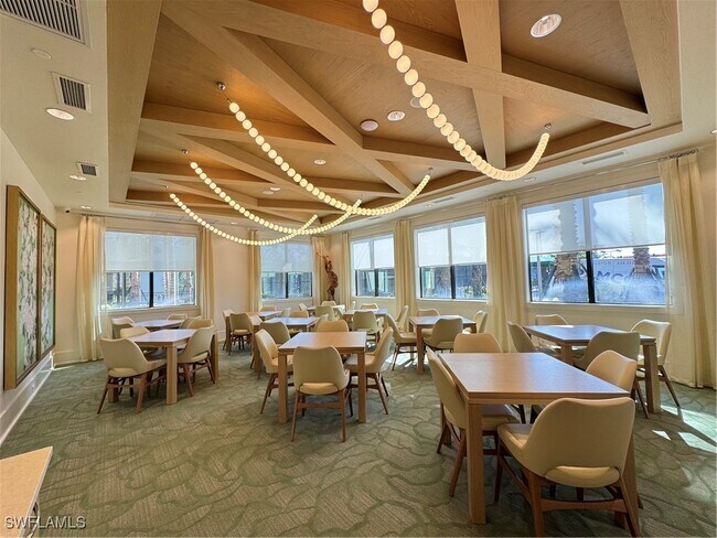 Foto del edificio - 12774 Woodbury Dr