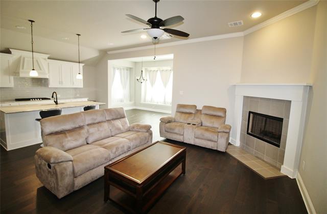 Building Photo - 1904 Shaila Dr