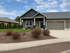 Building Photo - 523 NW Mirador Pl