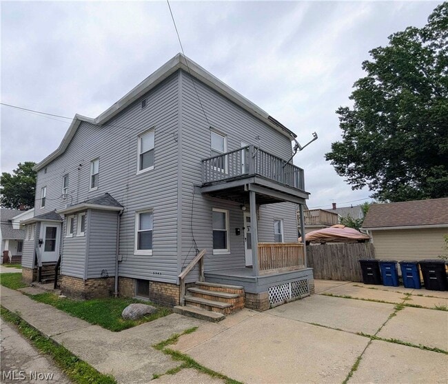 Building Photo - 2915 Roanoke Ave