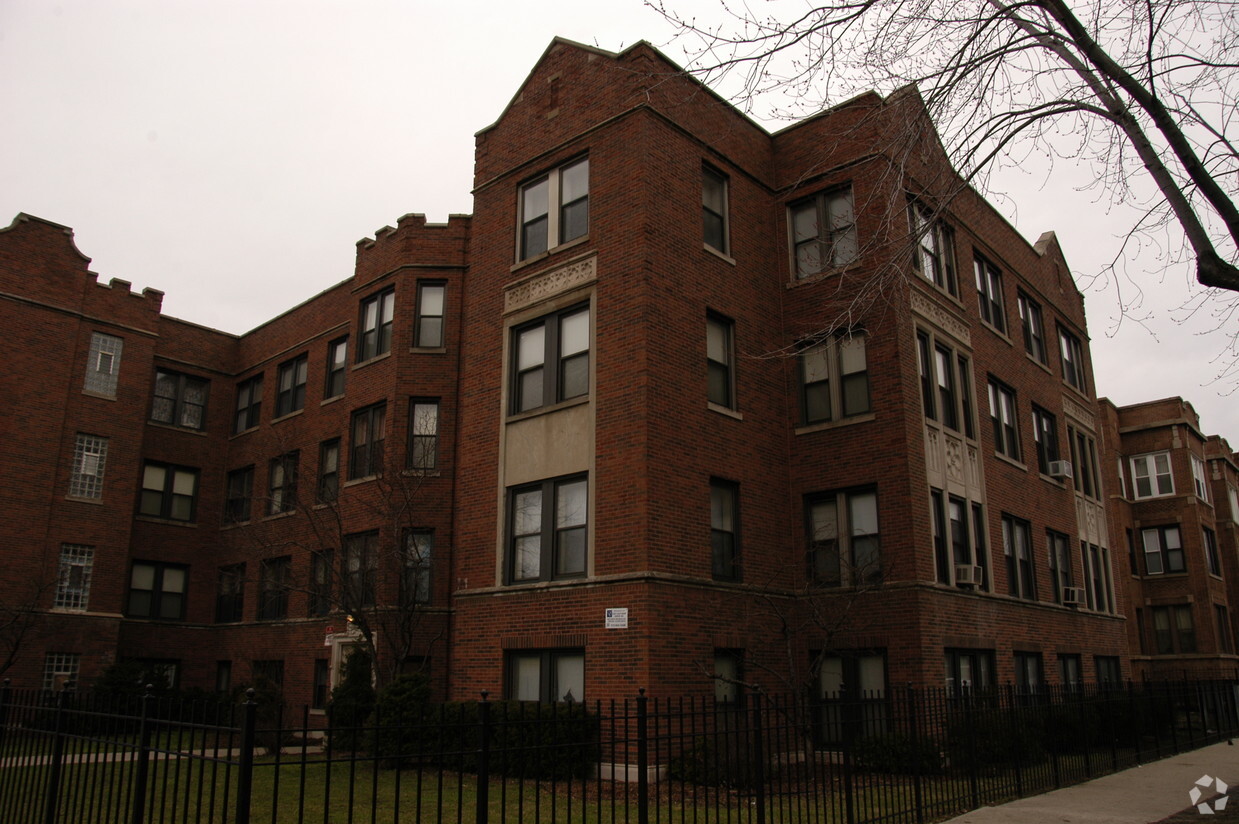 Foto del edificio - 6850 S Ridgeland Ave