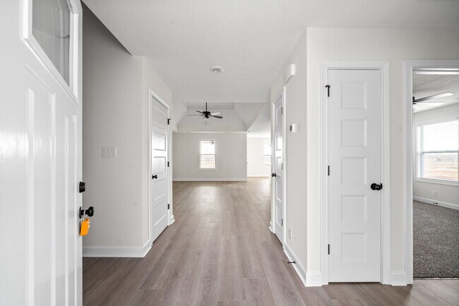 Foto del edificio - 1188 Ross Farms Blvd