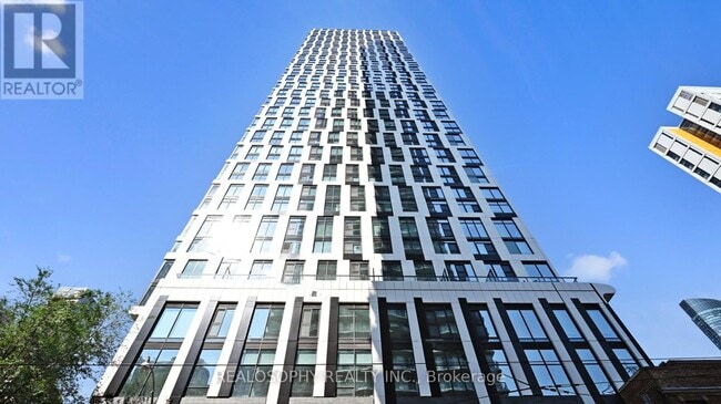Building Photo - 252-5252 Church St