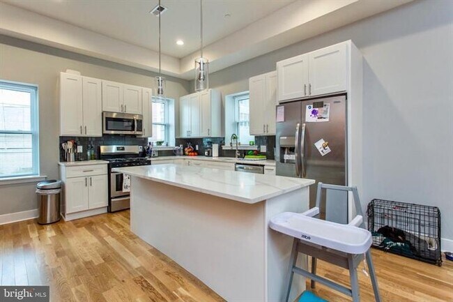 Interior Photo - 1500 N 26th St