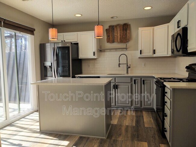 Foto del edificio - 12119 Bottlebrush Pl