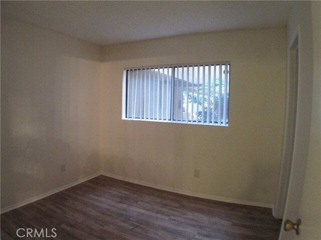 Building Photo - 550 Orange Ave