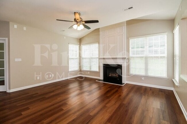 Foto del edificio - 4559 Fairport Ct