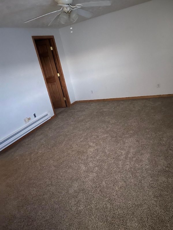 Building Photo - 495 Brookside Dr