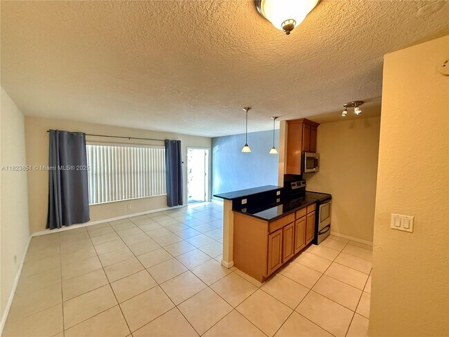 Foto del edificio - 2120 NE 42nd Ct