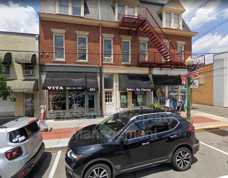 425 Walnut St Unit 2, Sewickley, PA 15143 Condo for Rent in