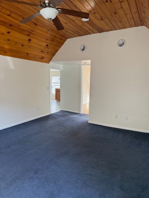 Foto del edificio - 237 W 3rd St