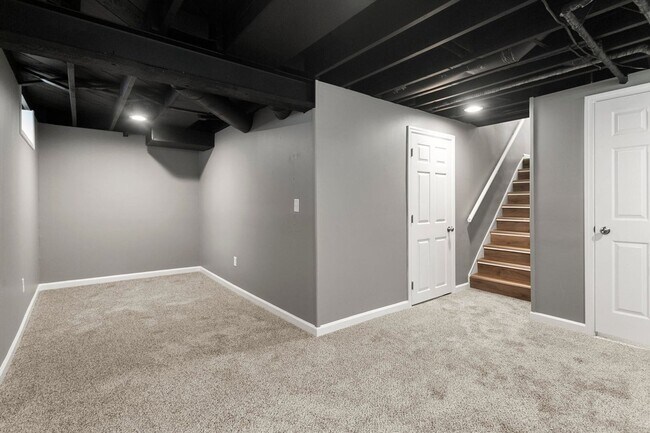 Foto del edificio - 4 Bedroom Single Family