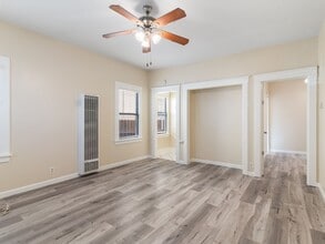 Building Photo - 119 Orange Ave