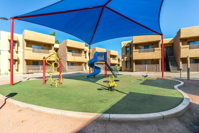 Foto del edificio - Papago Crossing