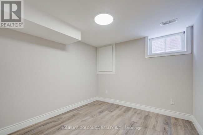 Building Photo - 59 Wolseley St
